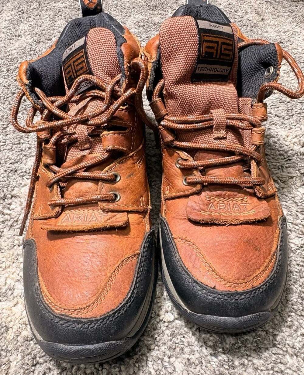 Ariat Terrain Leather Hiking Boot with ATS Technology - Picture 2 of 9